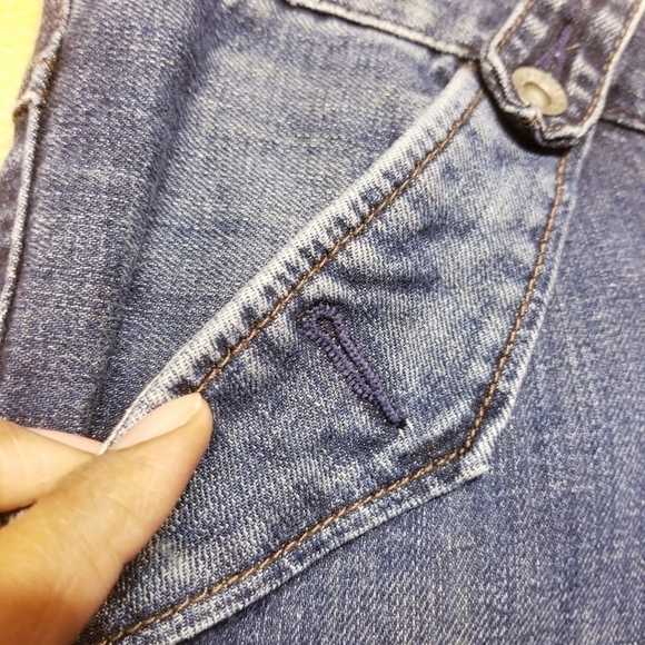 Lucky Brand | Denim Pencil Skirt w/ Back Slit (8) - Picture 5 of 8